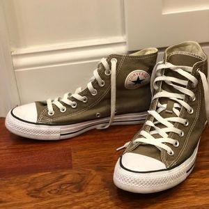 Chuck Taylor all-Star high top shoes